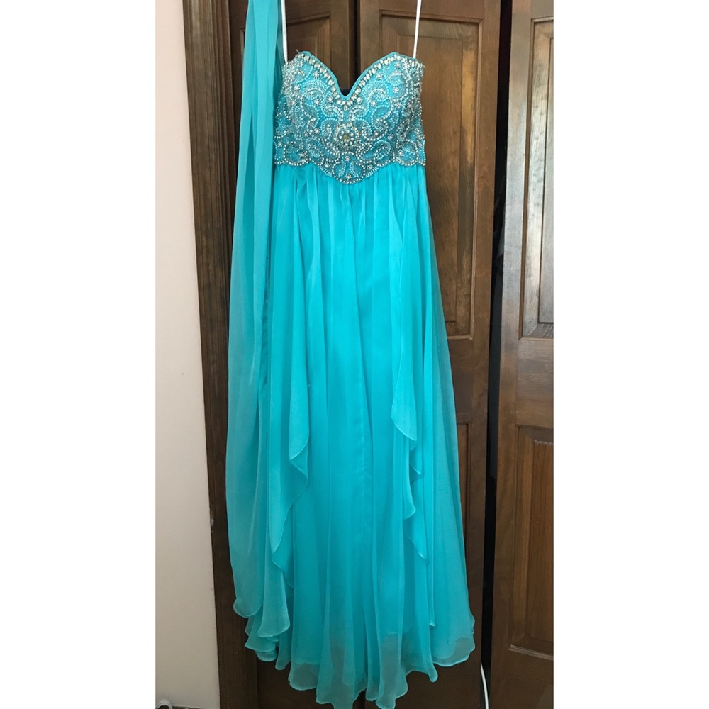 Sherri Hill luxury prom dress